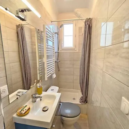 Apartment Proche Montmartre *